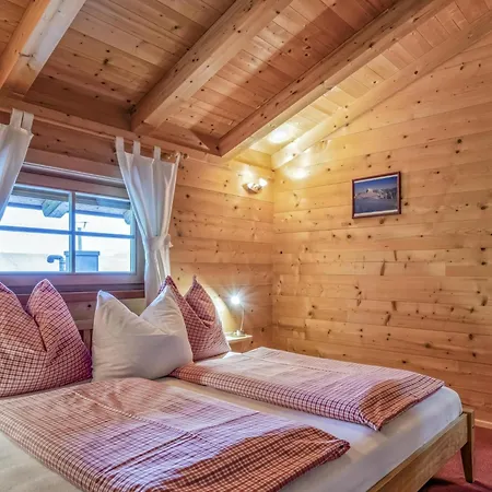 Penthouse In Skiliftnaehe Holiday home Brixen im Thale