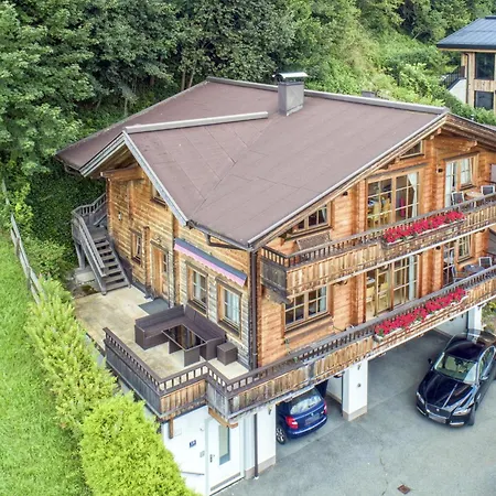 Holiday home Penthouse In Skiliftnaehe Brixen im Thale