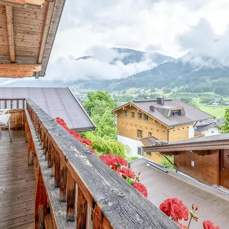 Holiday home Penthouse In Skiliftnaehe Brixen im Thale